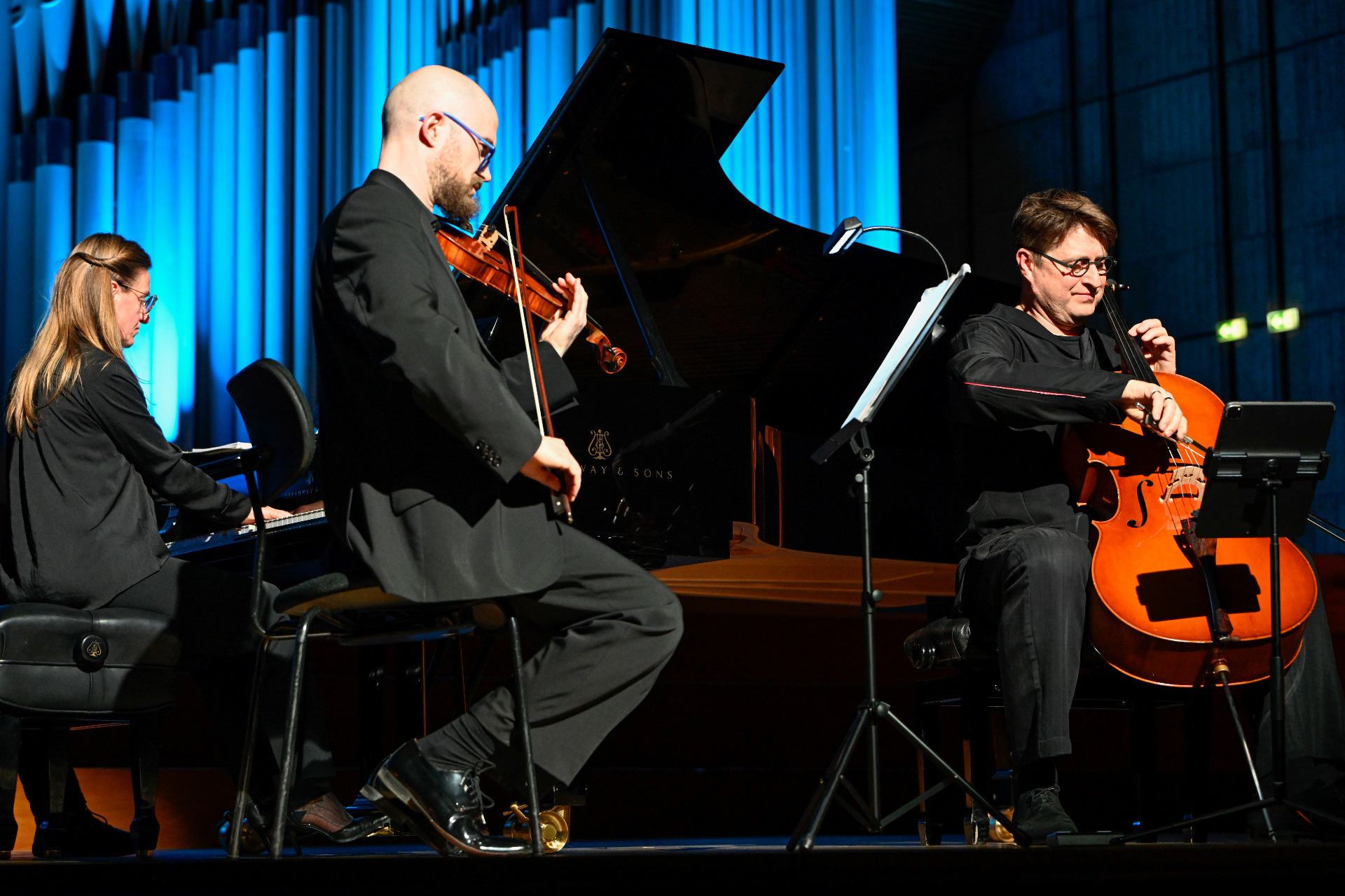 Nora Skuta, Daniel Rumler a Jozef Lupták v Talizmane. Foto: Jarmila Uhlíková
